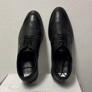Kenneth Cole New York Men's Black Oxfords